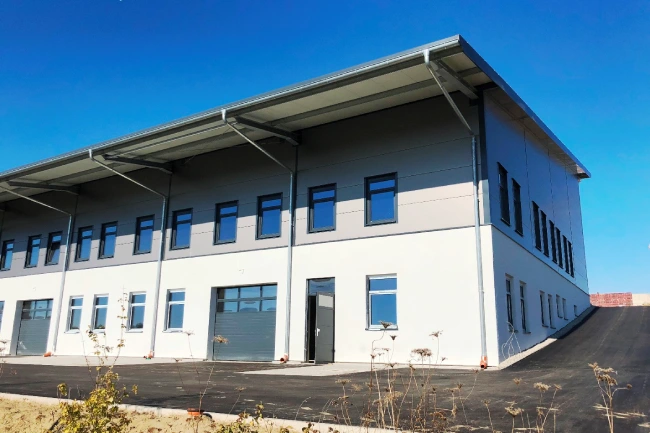 Gewerbehalle mit über 2.000m²